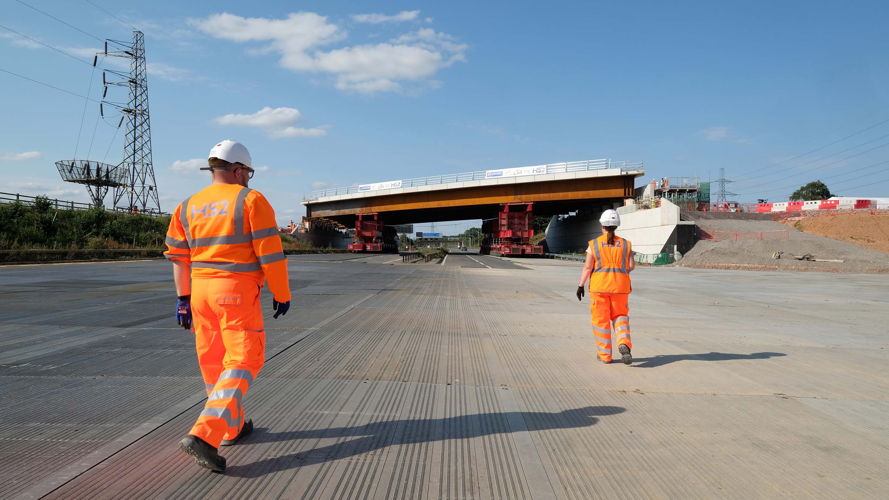 HS2 M42 Bridge Installation